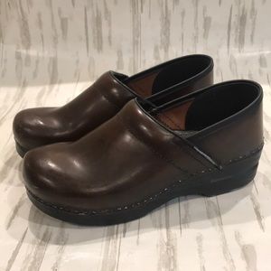 Dansko Brown Leather Clogs Size 40 US 9-9.5